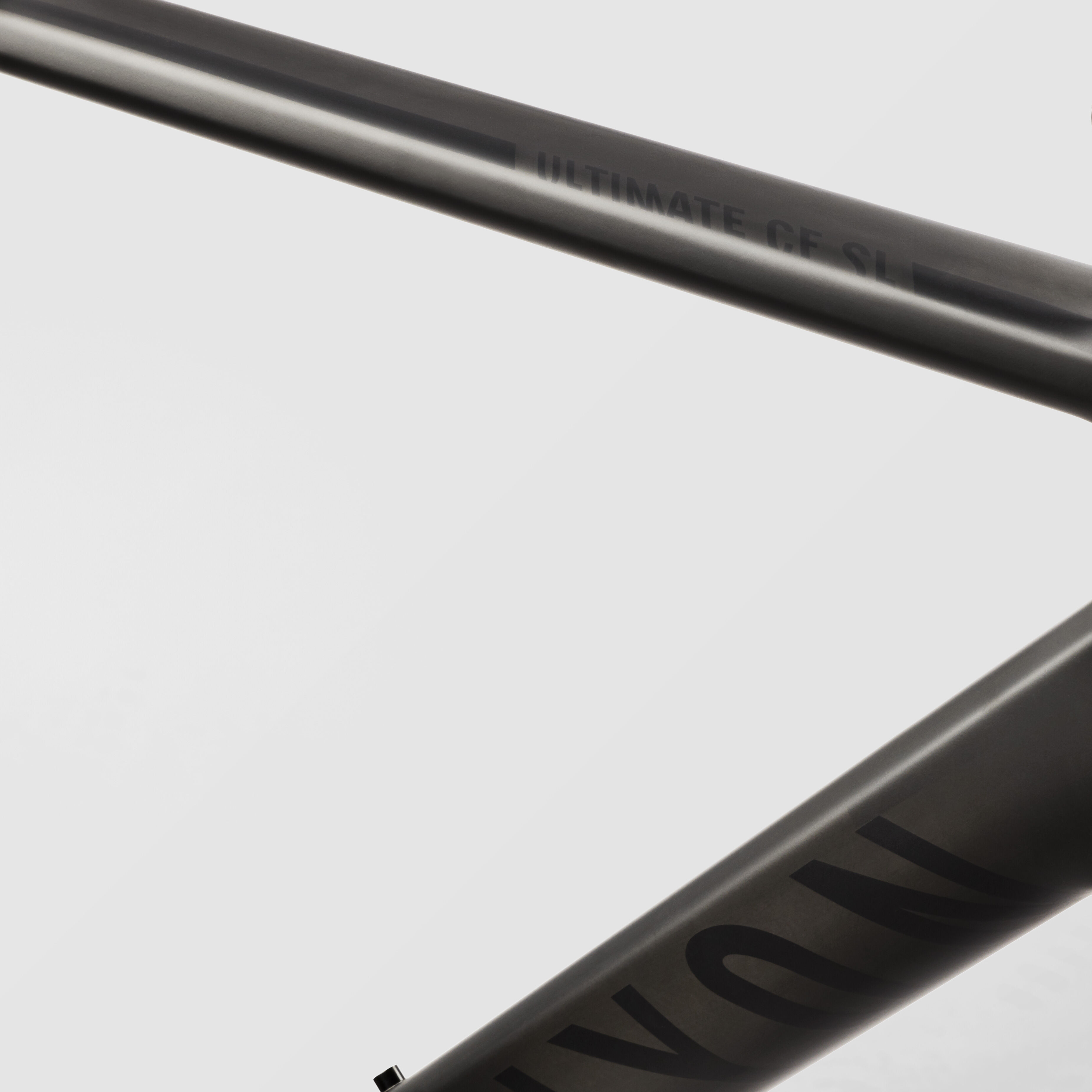 Ultimate CF SL 8 Disc Di2