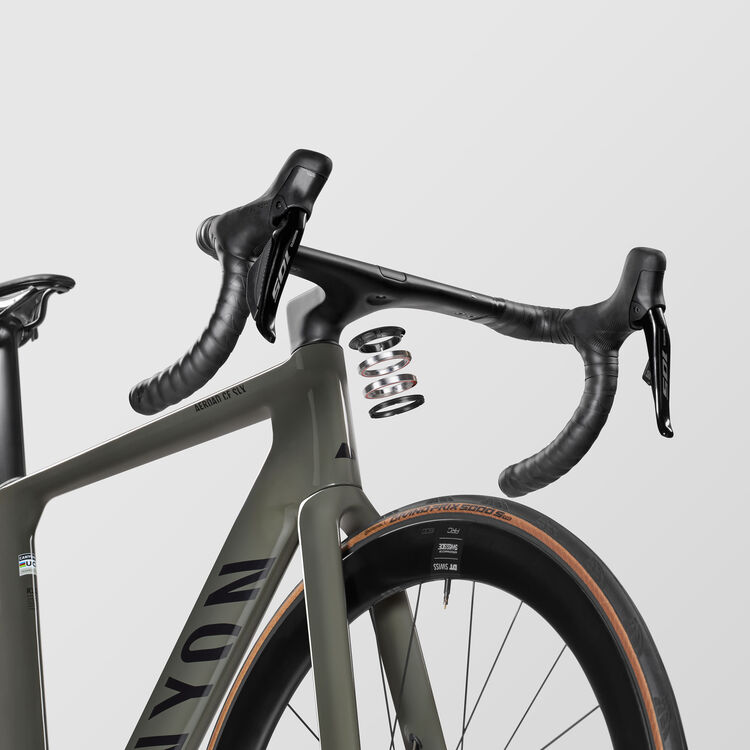 Aeroad CF SLX 7 Di2 Aeroad CF SLX 7 Di2