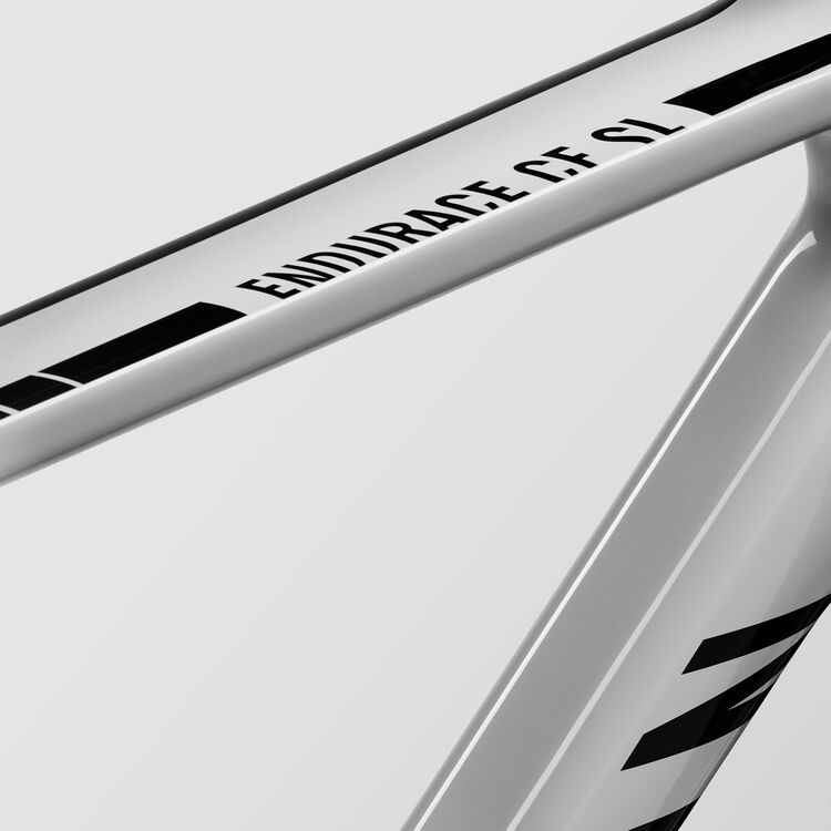Endurace CF SL 8 Disc Di2 Endurace CF SL 8 Disc Di2