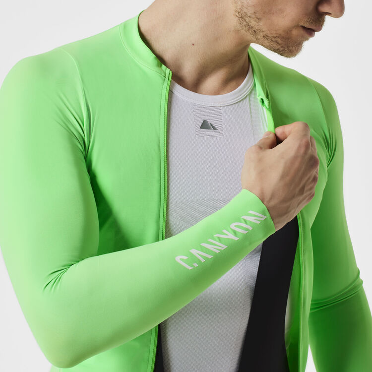 Canyon Men's Longsleeve Cycling Jersey Canyon Men's Longsleeve Cycling Jersey
