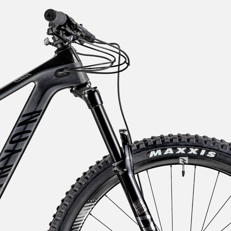 Strive CF 9.0 Strive CF 9.0