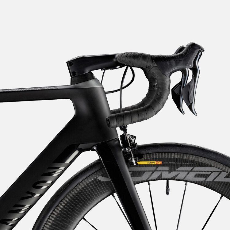 Aeroad CF SLX 9.0 Di2 Aeroad CF SLX 9.0 Di2