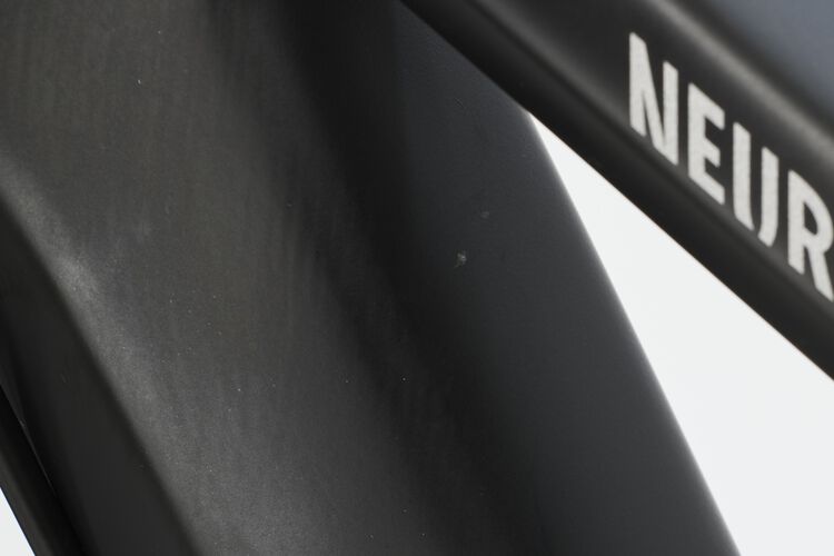 Neuron CF SLX 9 LTD Neuron CF SLX 9 LTD