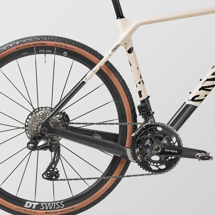 Grizl CF SLX 8 Di2 Grizl CF SLX 8 Di2