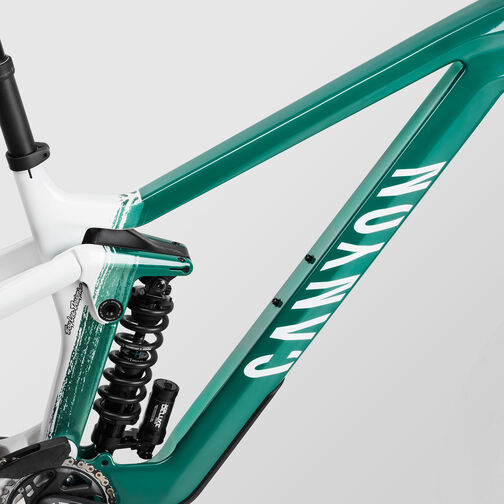 Strive CFR TLD Strive CFR TLD