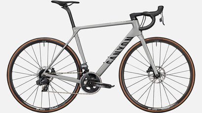 Ultimate CF SL 8 Disc eTap Ultimate CF SL 8 Disc eTap