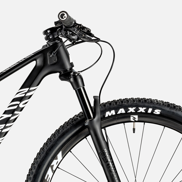 Exceed WMN CF SLX 9.0 Exceed WMN CF SLX 9.0