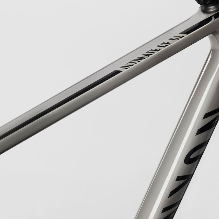 Ultimate CF SL 7 Ultimate CF SL 7