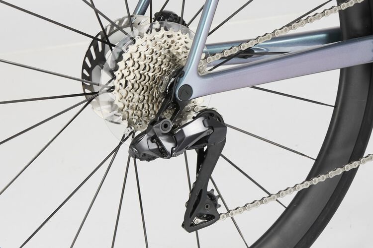 Ultimate CF SLX 8 Di2 Ultimate CF SLX 8 Di2