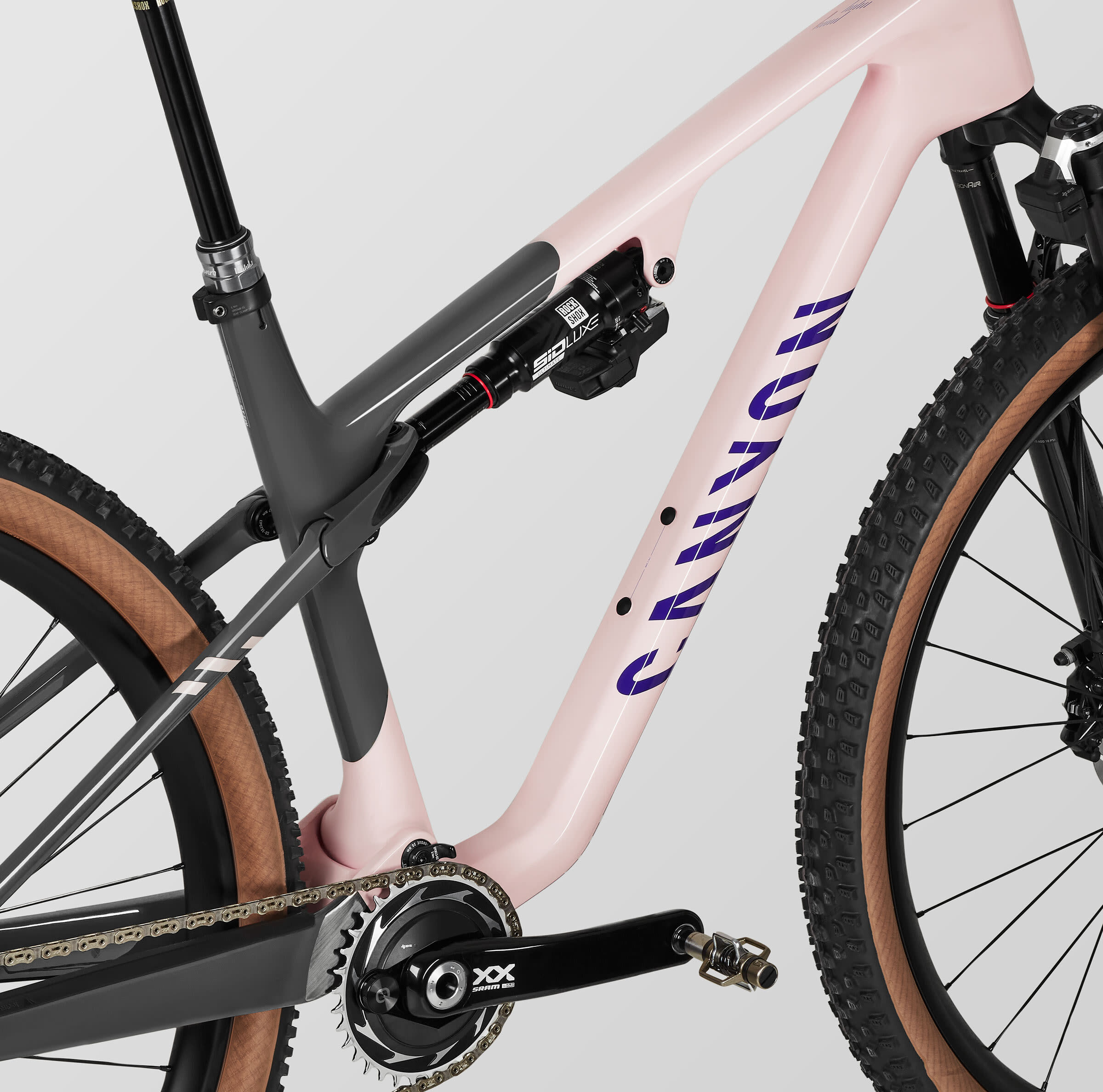 Lux World Cup CFR CLLCTV