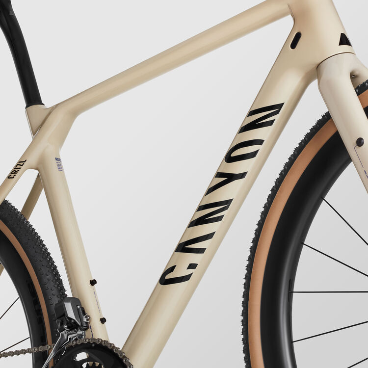 Grizl CF SLX 8 Di2 Grizl CF SLX 8 Di2