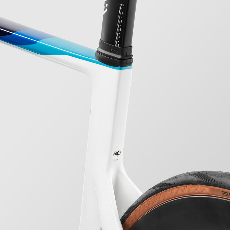 Aeroad CFR Disc Di2 Aeroad CFR Disc Di2