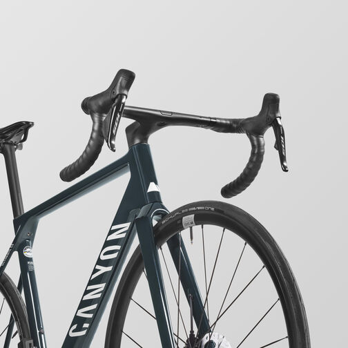 Ultimate CF 7 Di2 Ultimate CF 7 Di2