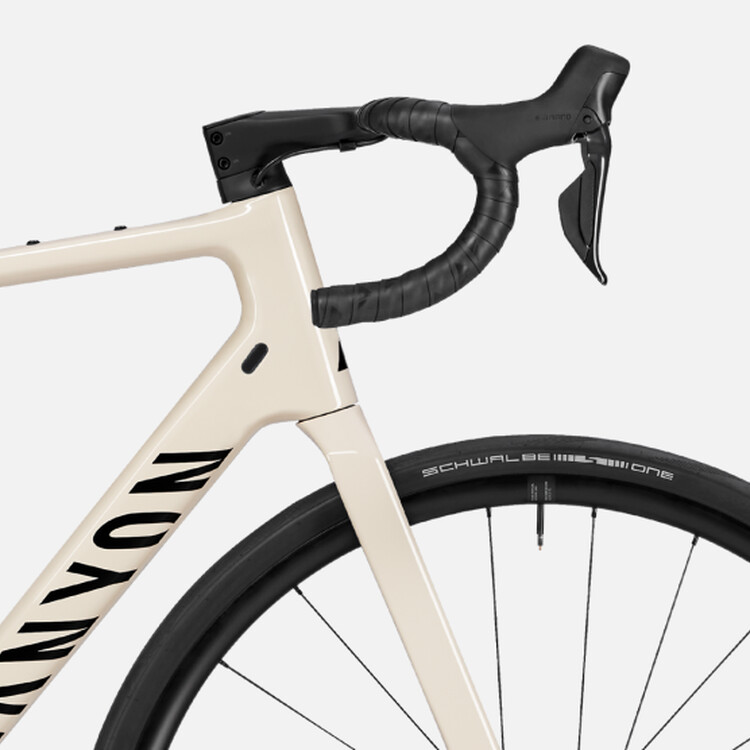 Endurace CF 8 Di2 Endurace CF 8 Di2