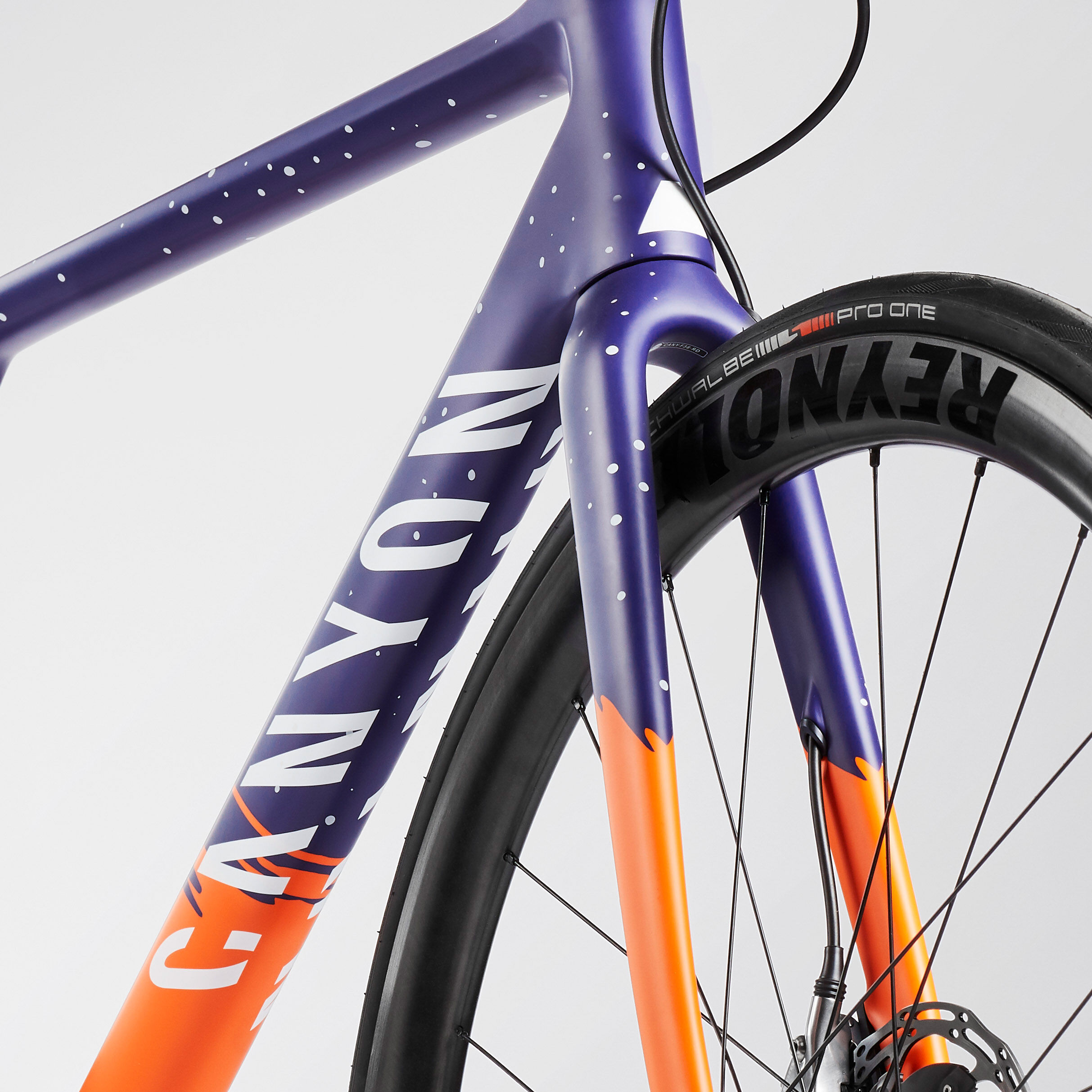 Ultimate CF SLX 9 WMN Disc eTap