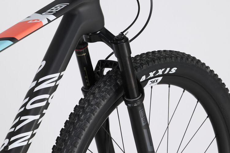 Exceed CF SLX 8 Exceed CF SLX 8