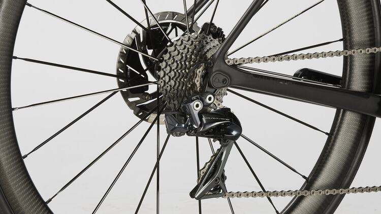 Ultimate CF SLX Disc 9.0 Di2 Ultimate CF SLX Disc 9.0 Di2