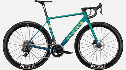 Ultimate CF SL 8 WMN W100 Ultimate CF SL 8 WMN W100