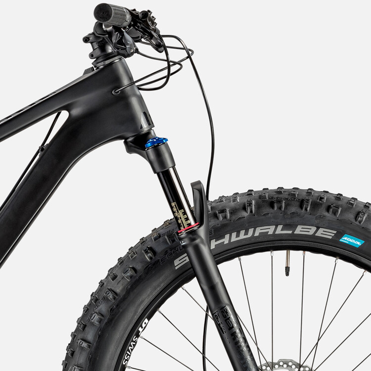 Dude CF 8.0 Trail Dude CF 8.0 Trail