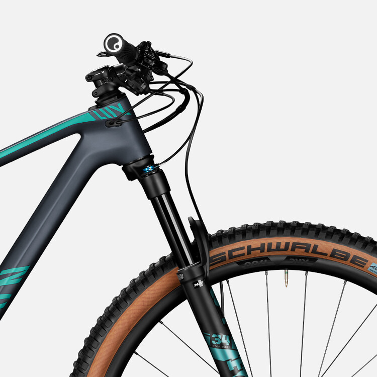 Lux Trail CF 7 Lux Trail CF 7
