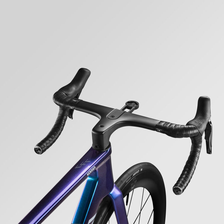 Aeroad CFR Di2 Aeroad CFR Di2