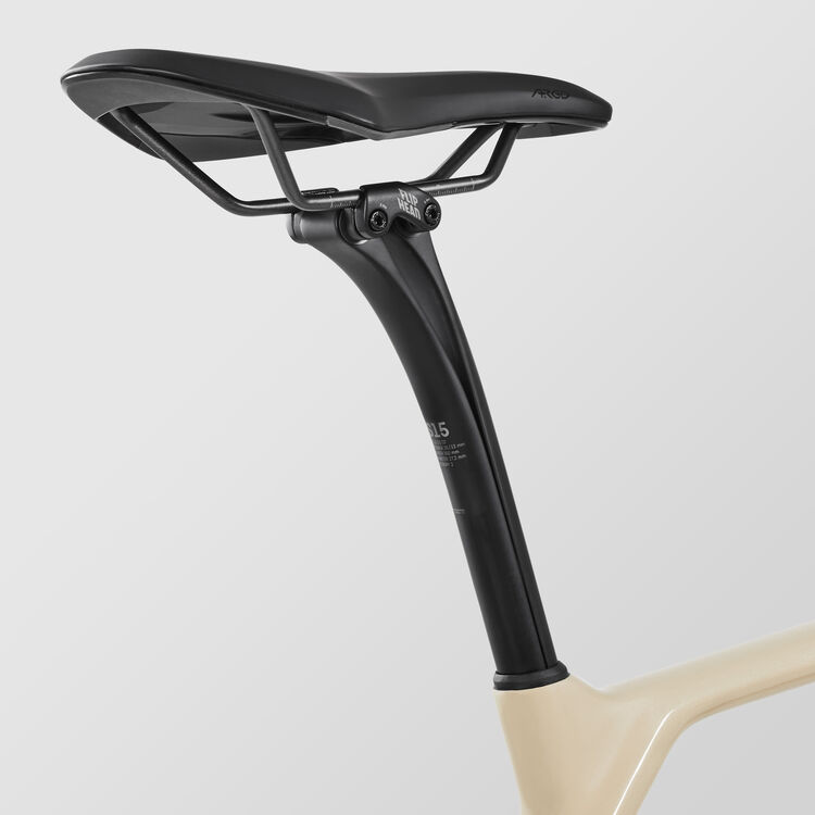 Grizl CF SLX 8 Di2 Grizl CF SLX 8 Di2