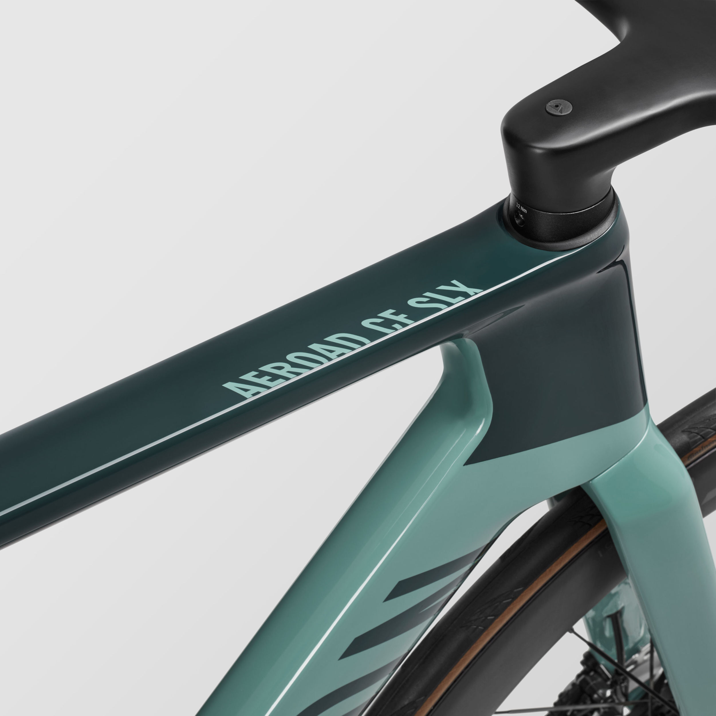 Aeroad CF SLX 8 Di2 Cosmic