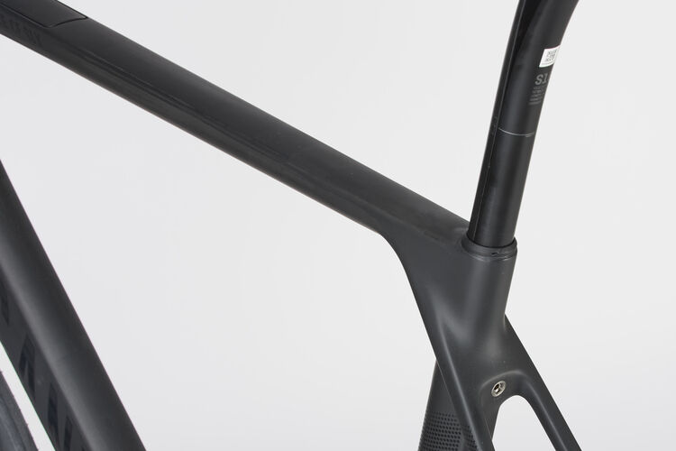 Endurace CF SLX 8 Di2 Endurace CF SLX 8 Di2