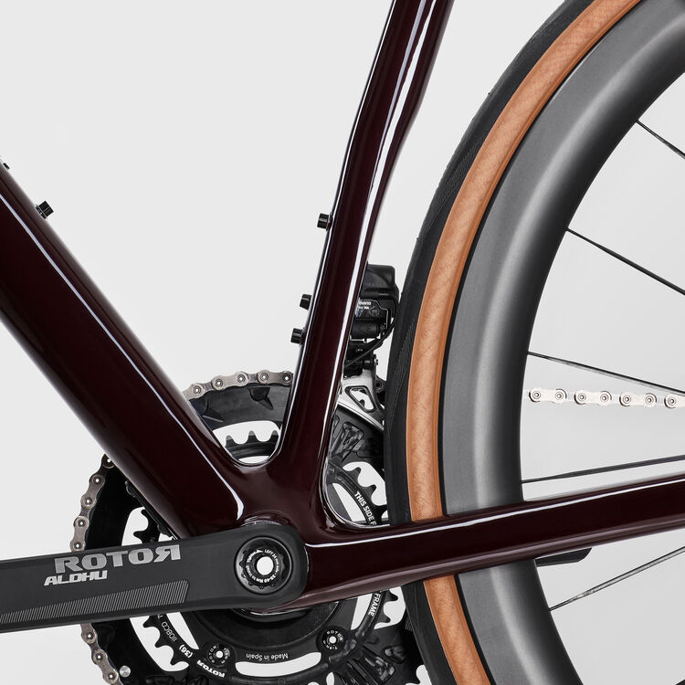 Endurace CF SLX 9 Di2 Endurace CF SLX 9 Di2