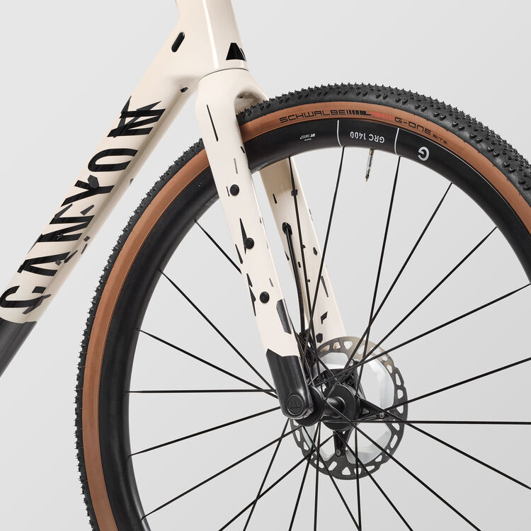 Grizl CF SLX 8 Di2 Grizl CF SLX 8 Di2