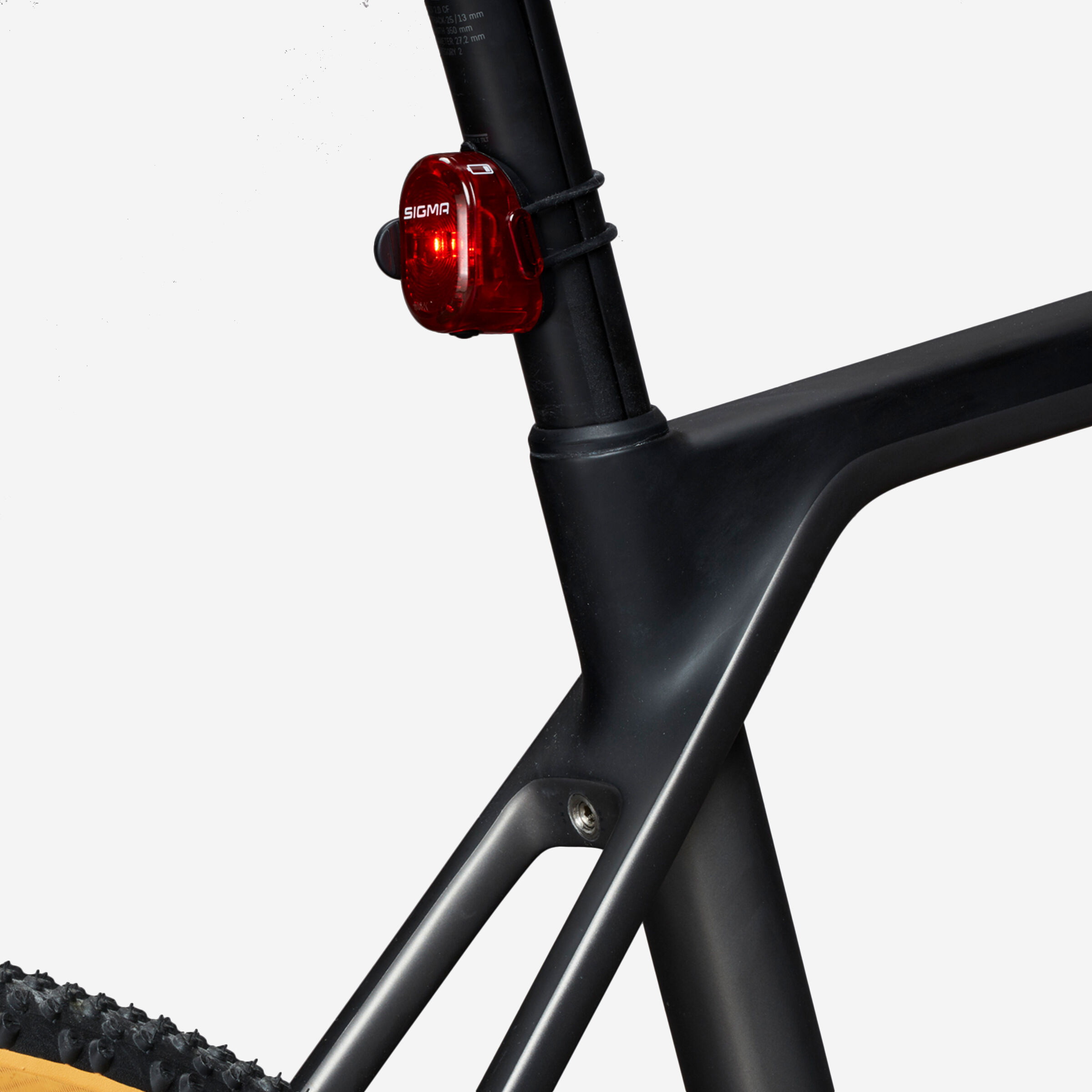 SIGMA Aura 60 Front Light & Nugget II Rear Light Set